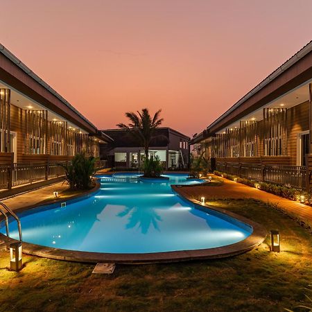 فندق Amara By The Sea كالانغيُت المظهر الخارجي الصورة